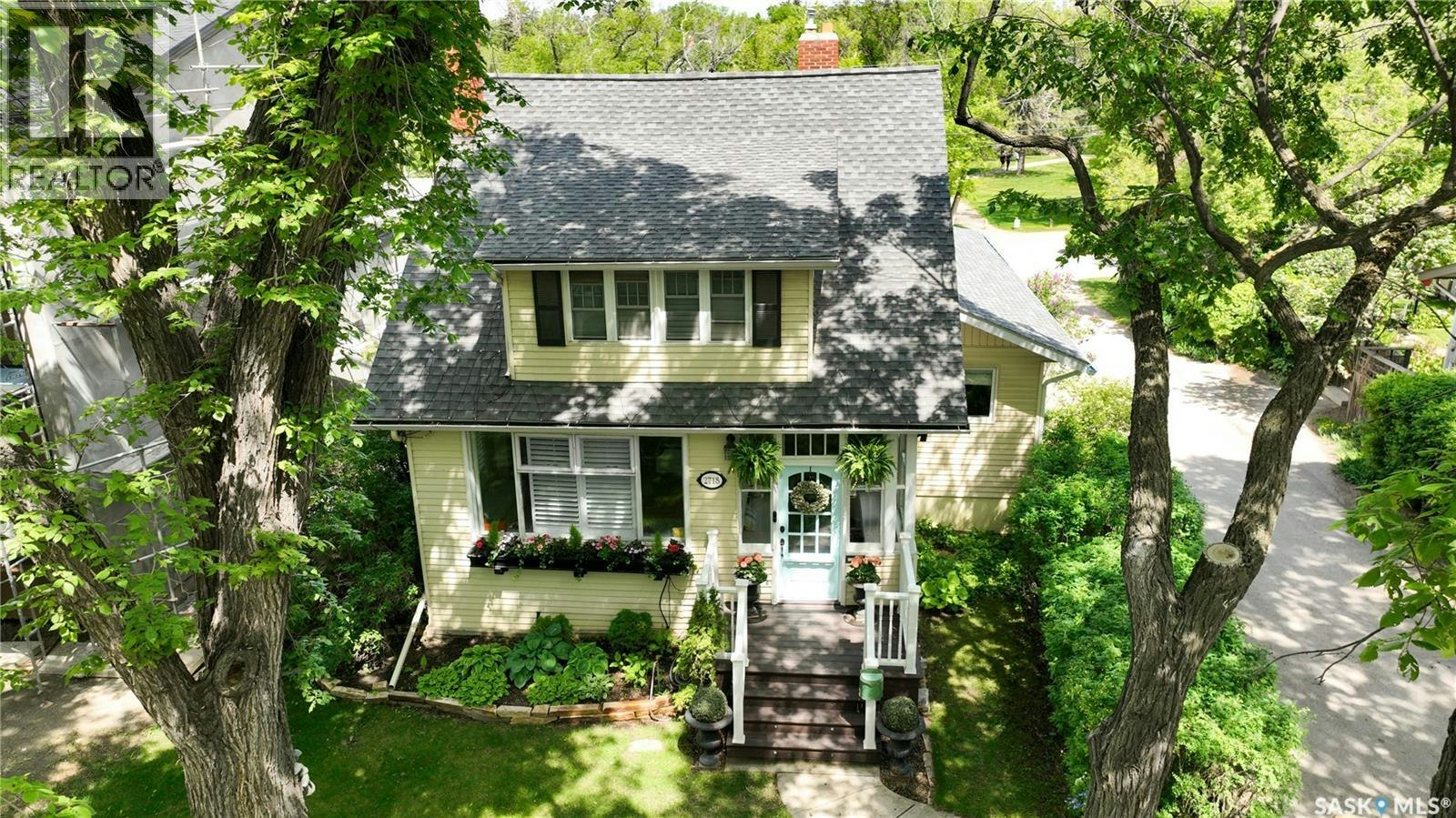 2718 Regina Avenue, Regina, SK, S4S 0G5