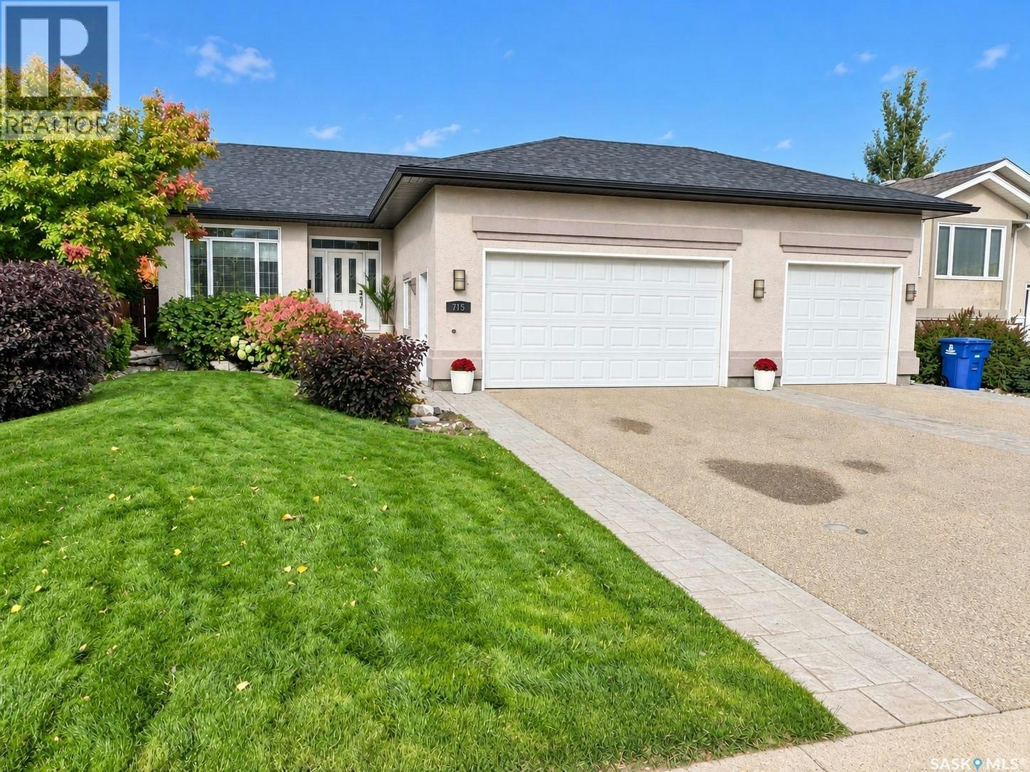715 18th Street NE, Weyburn, SK, S4H 3M2