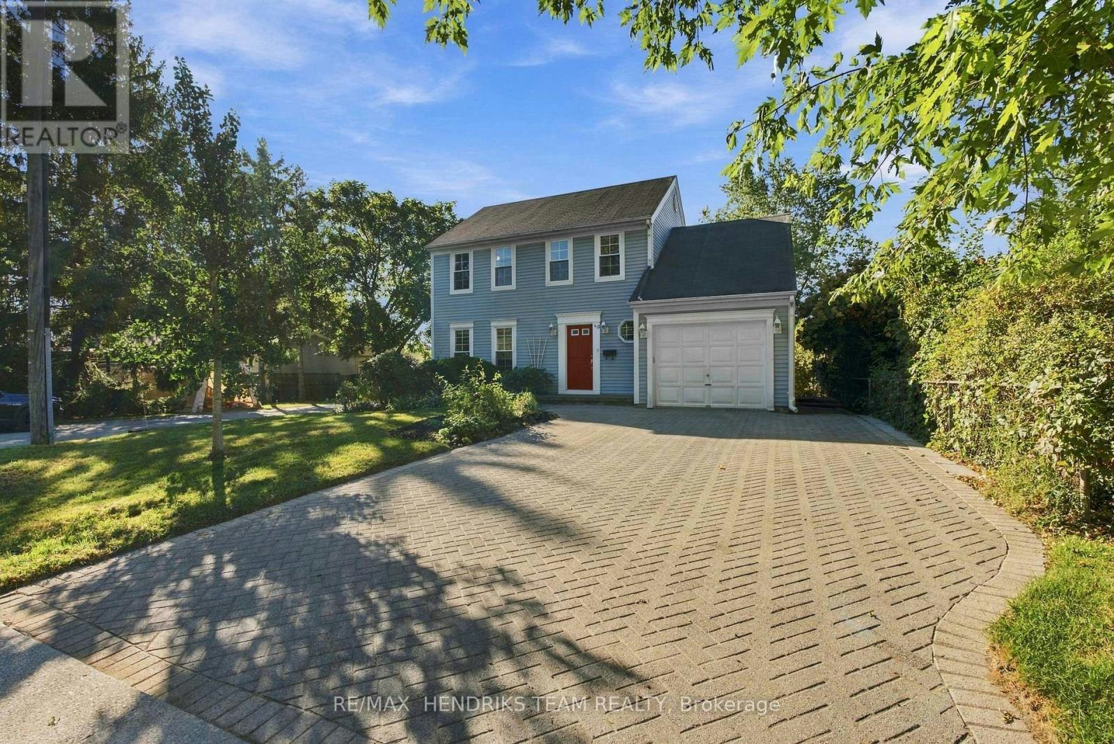 40 Emmett Street, Pelham, ON, L0S 1E0