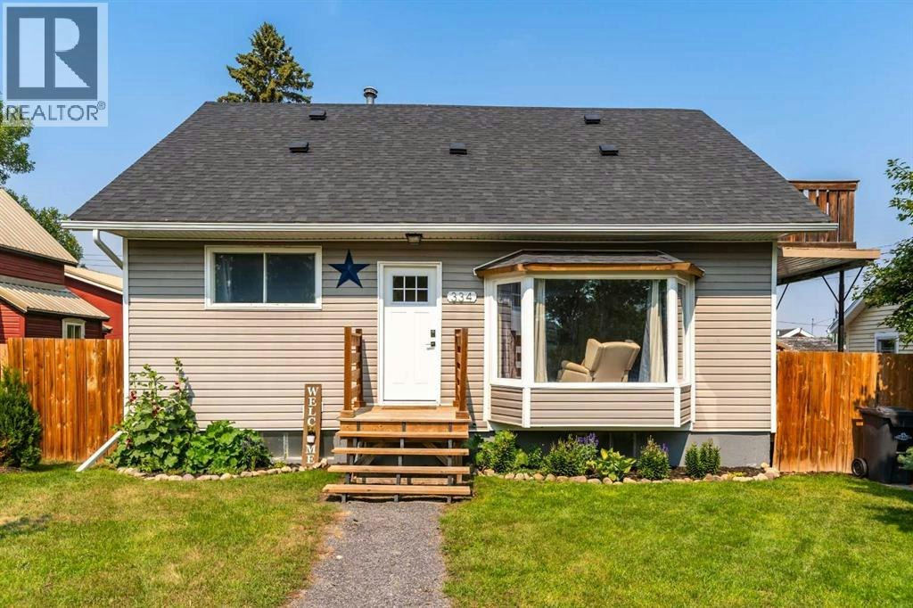 334 4 Avenue SE, High River, AB, T1V 1H8