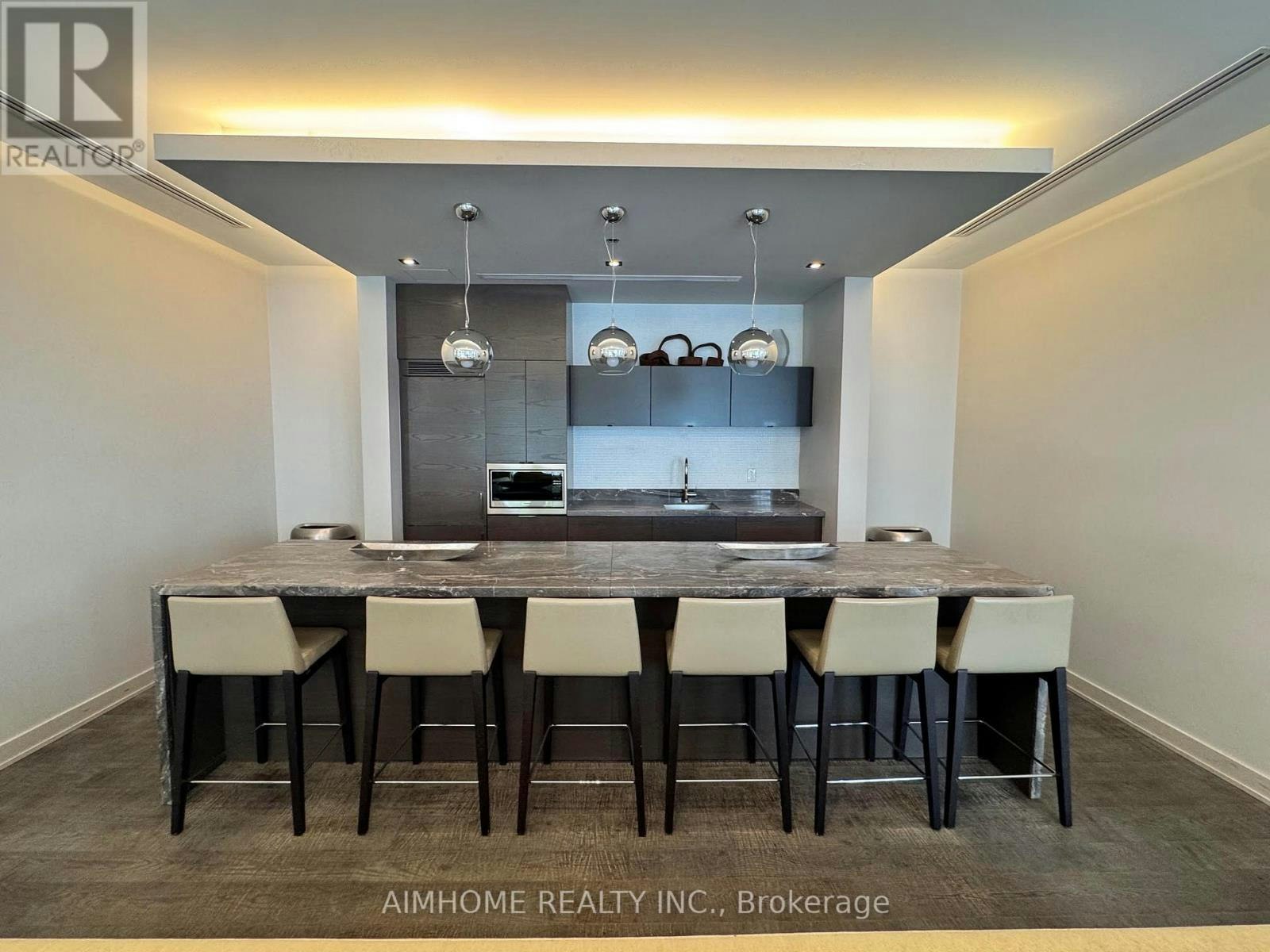901-88 Scott Street, Toronto, ON, M5E 0A9 - 5