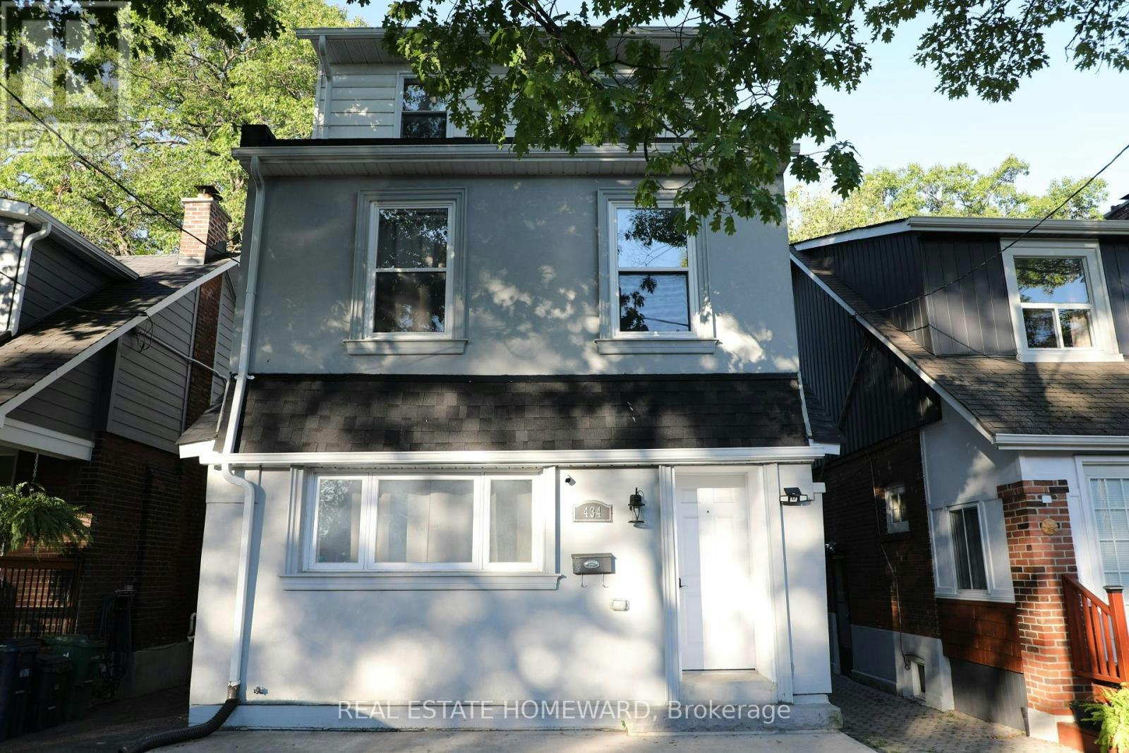 434 Victoria Park Avenue, Toronto, ON, M4E 3T2