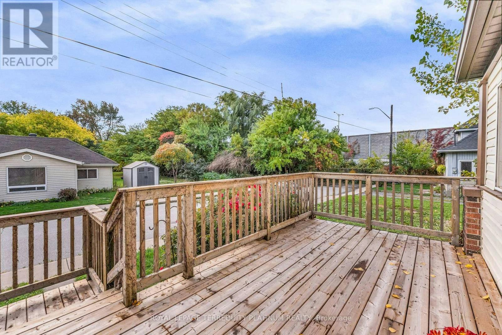 10 Locarno Avenue, Hamilton, ON, L8H 7H3 - 5