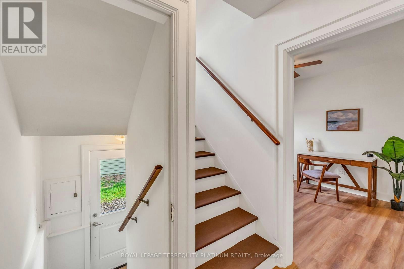 10 Locarno Avenue, Hamilton, ON, L8H 7H3 - 7