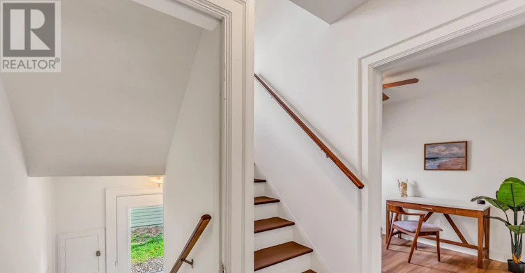 10 Locarno Avenue, Hamilton, ON, L8H 7H3 - 7