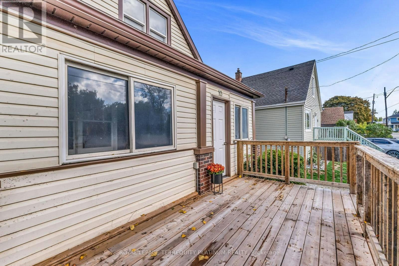 10 Locarno Avenue, Hamilton, ON, L8H 7H3 - 6