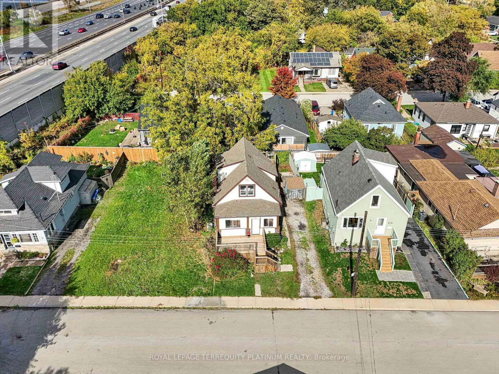 10 Locarno Avenue, Hamilton, ON, L8H 7H3 - 44