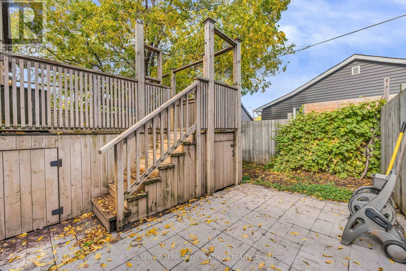 10 Locarno Avenue, Hamilton, ON, L8H 7H3 - 32