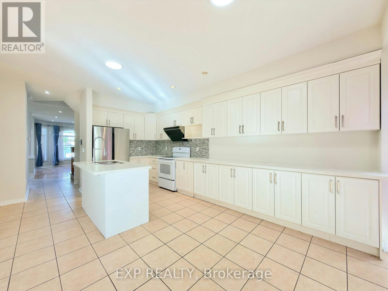 7 Davidoff Street, Markham, ON, L6E 1R2 - 7