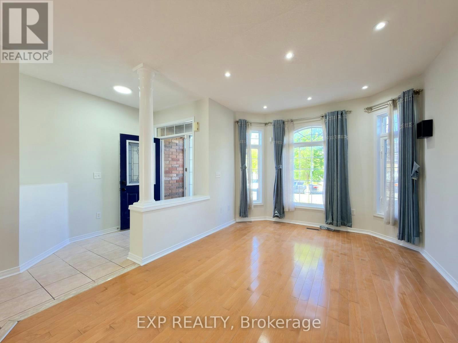 7 Davidoff Street, Markham, ON, L6E 1R2 - 4