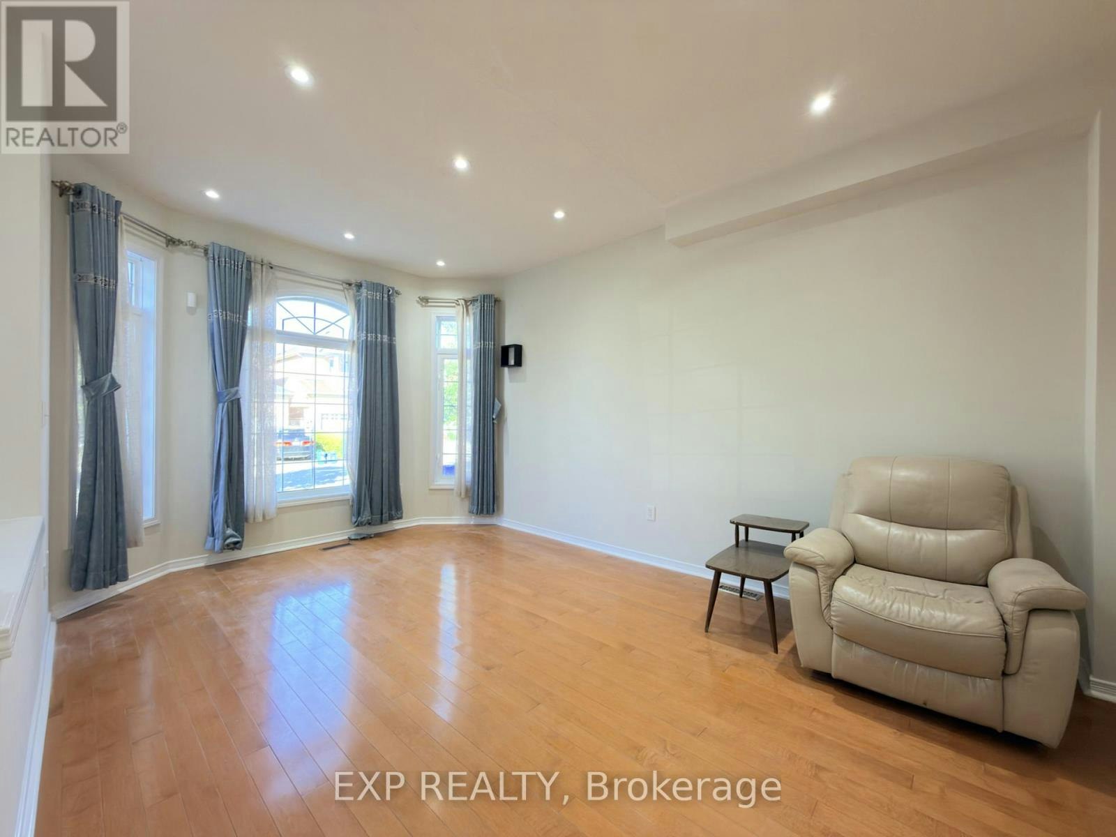 7 Davidoff Street, Markham, ON, L6E 1R2 - 6