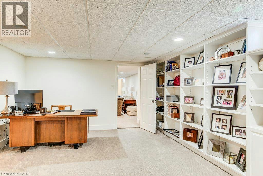 345 Old Stone Road, Waterloo, ON, N2K 1Z2 - 26