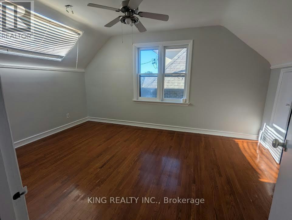 15 Roxaline Street, Toronto, ON, M9P 2Y6 - 7