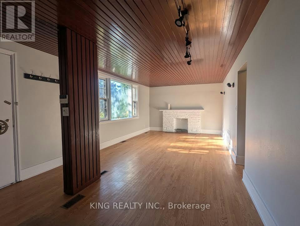 15 Roxaline Street, Toronto, ON, M9P 2Y6 - 2