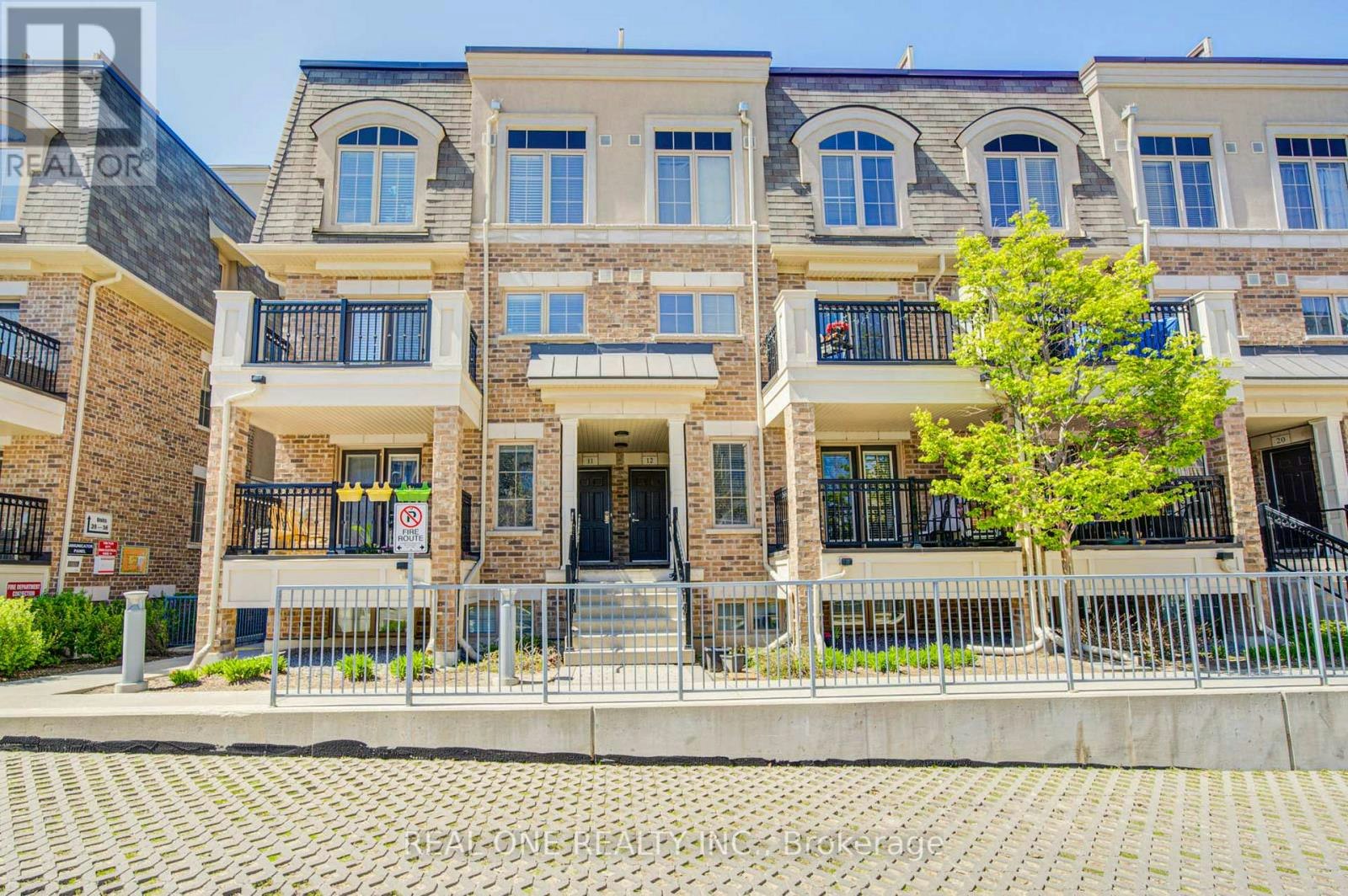 14-2441 Greenwich Drive, Oakville, ON, L6M 0S3