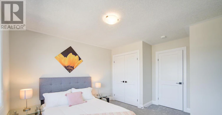 565 Balsam Popar Street, Waterloo, ON, N2V 0H8 - 24