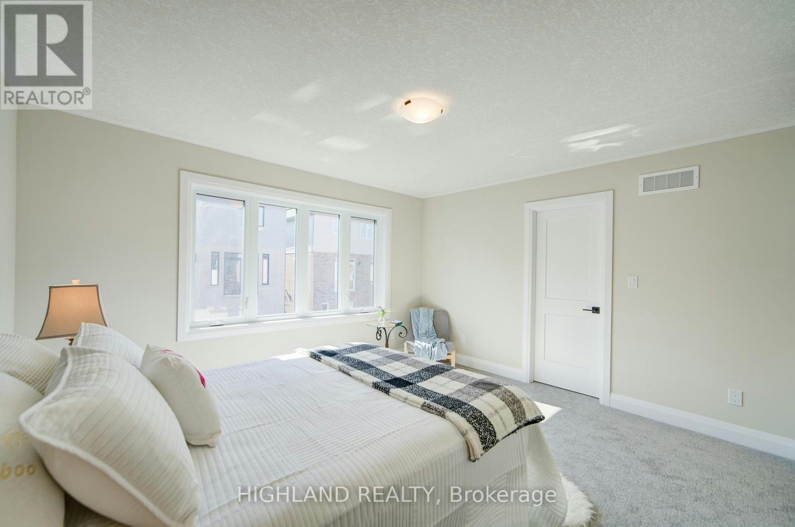565 Balsam Popar Street, Waterloo, ON, N2V 0H8 - 18