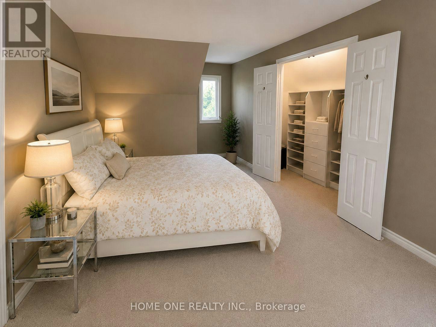 89 Regent Street, Richmond Hill, ON, L4C 9N7 - 2