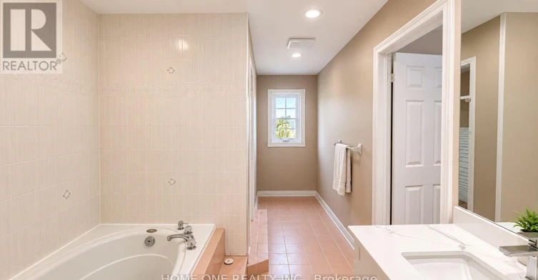 89 Regent Street, Richmond Hill, ON, L4C 9N7 - 6