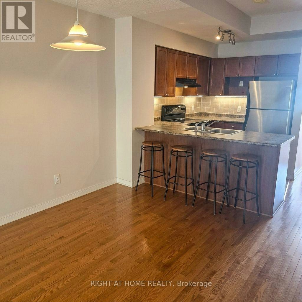 1046 Redtail Private, Ottawa, ON, K1J 0A9 - 4
