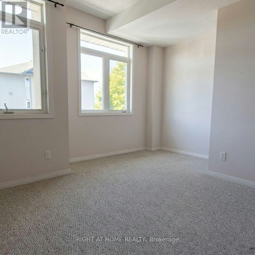 1046 Redtail Private, Ottawa, ON, K1J 0A9 - 9