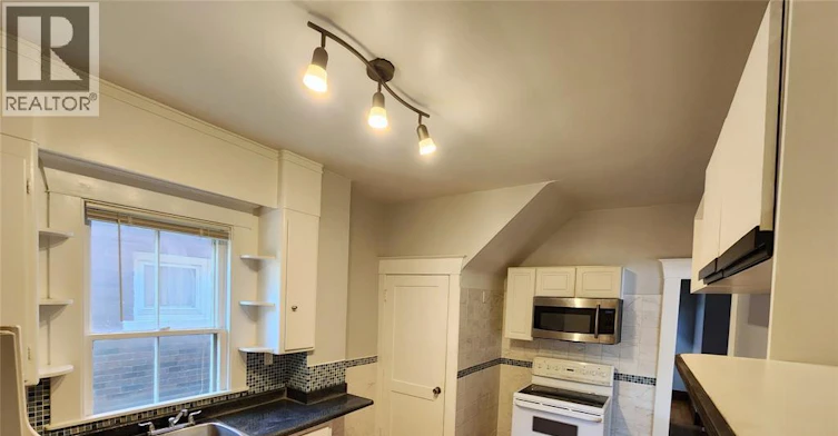 ROOM 1-343 Randolph Avenue, Windsor, ON, N9B 2T4 - 3