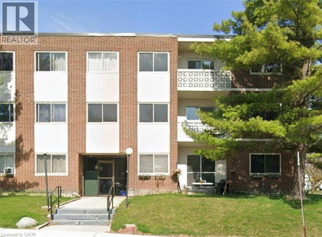 107-54 Country Hill Drive, Kitchener, ON, N2E 1R7