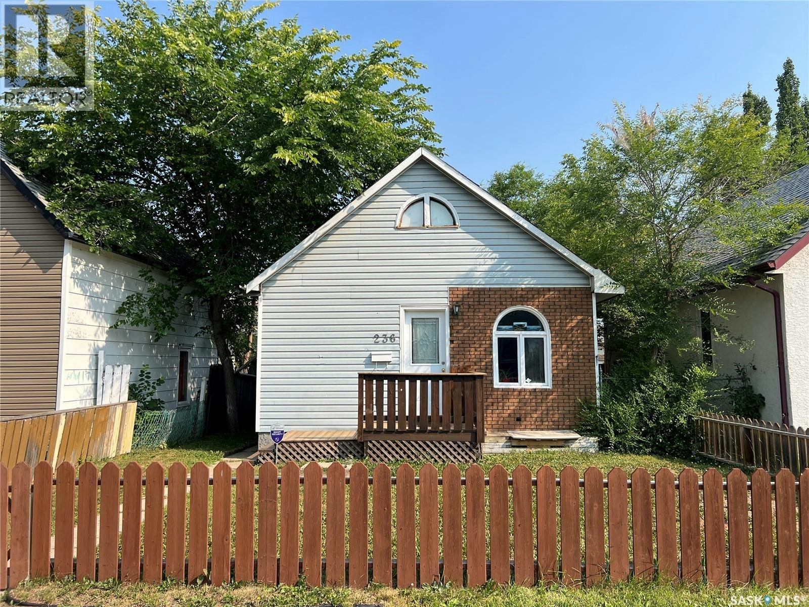 236 9th Street E, Prince Albert, SK, S6V 0X6