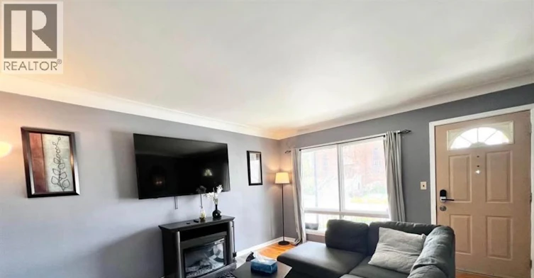 1484 Langlois Avenue, Windsor, ON, N8X 4M1