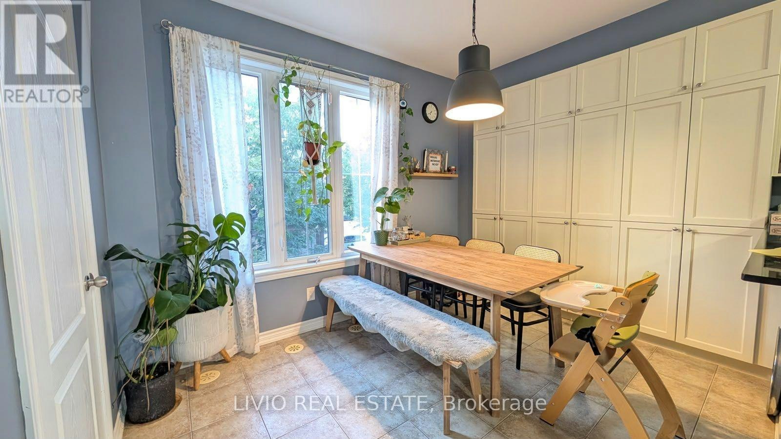 157 Cedar Lake Crescent, Brampton, ON, L6Y 0P9 - 3