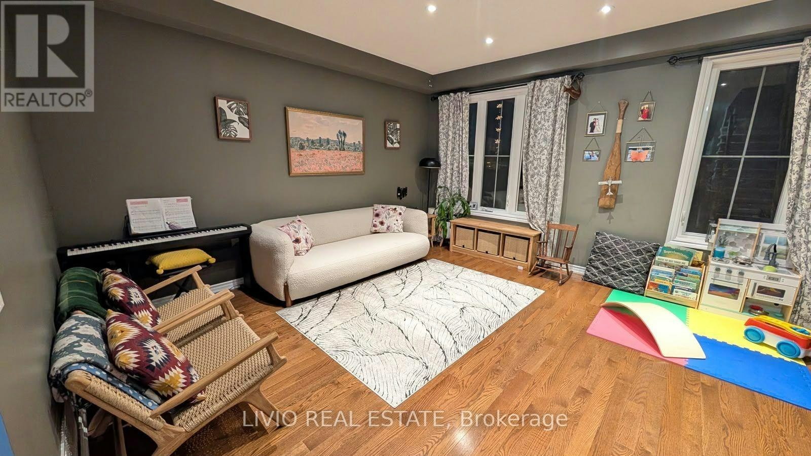 157 Cedar Lake Crescent, Brampton, ON, L6Y 0P9 - 6