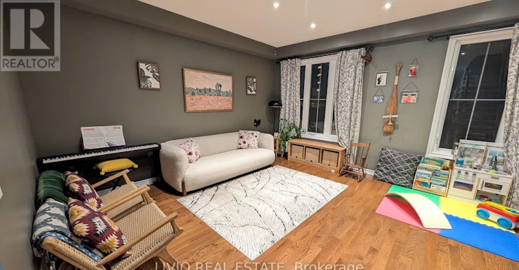 157 Cedar Lake Crescent, Brampton, ON, L6Y 0P9 - 6