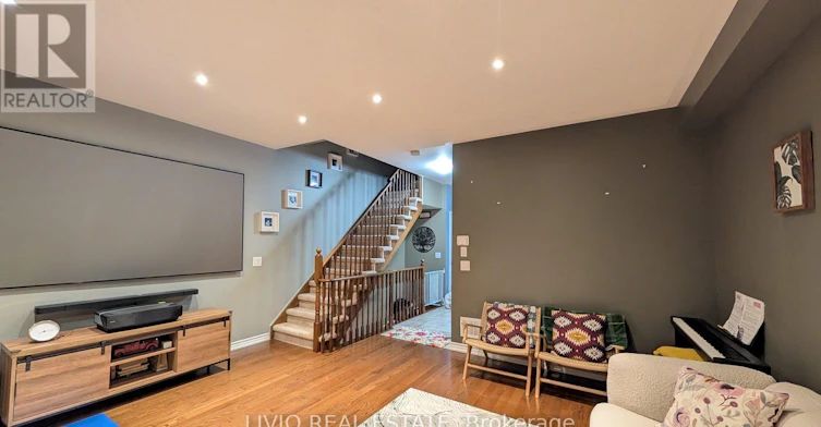 157 Cedar Lake Crescent, Brampton, ON, L6Y 0P9 - 5