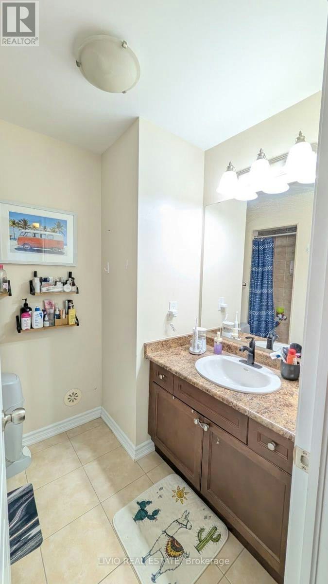 157 Cedar Lake Crescent, Brampton, ON, L6Y 0P9 - 16