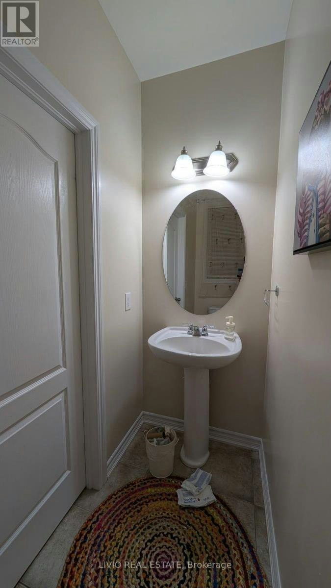 157 Cedar Lake Crescent, Brampton, ON, L6Y 0P9 - 7