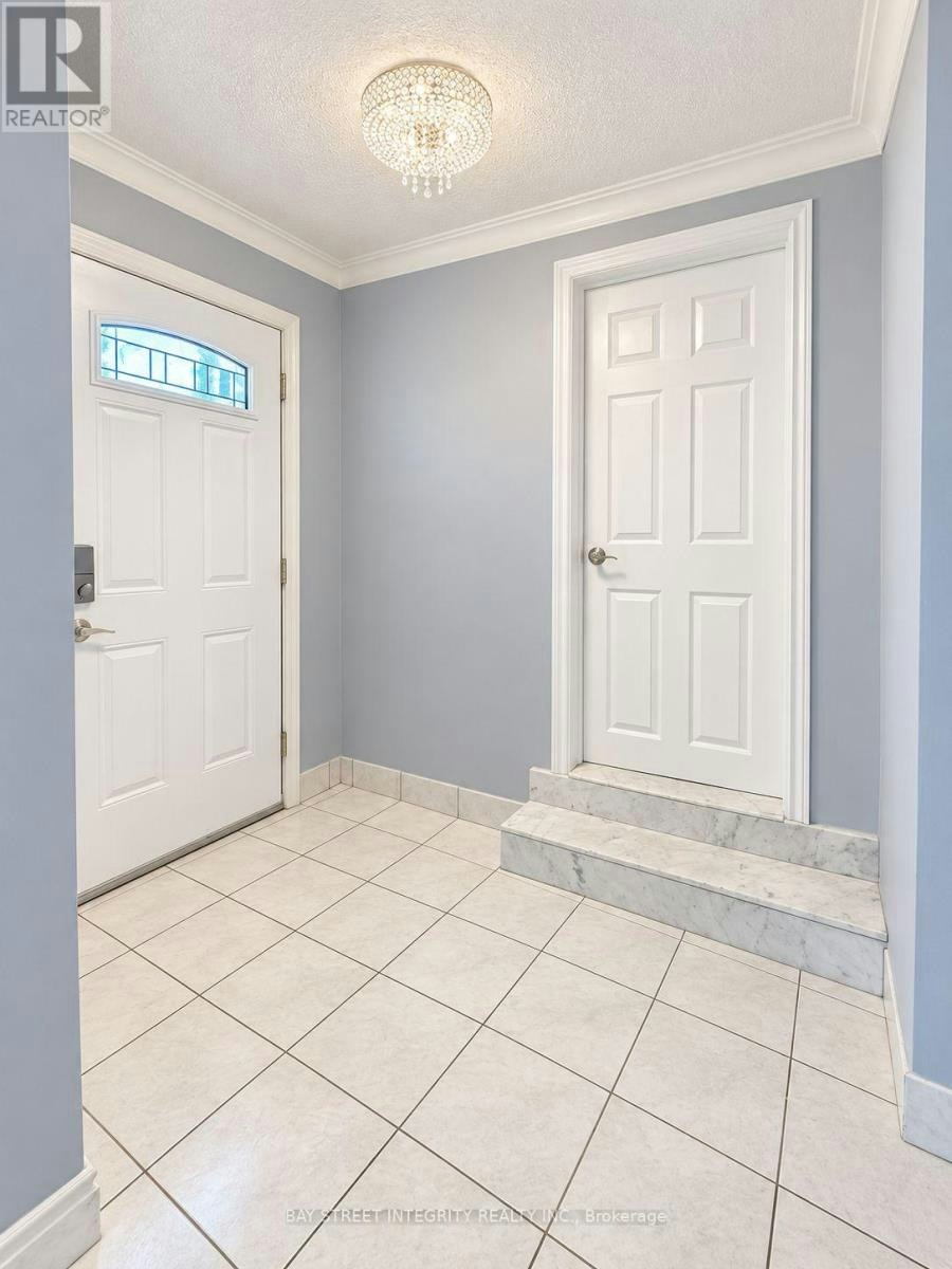 104 Shelborne Avenue, Toronto, ON, M5N 1Z3 - 3