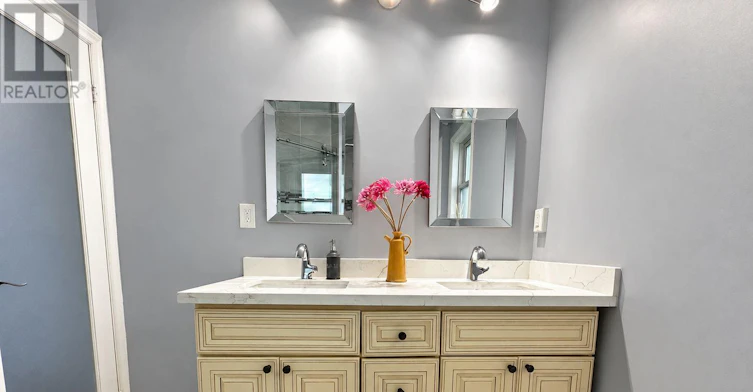 MAIN FLOOR-104 Shelborne Avenue, Toronto, ON, M5N 1Z3 - 24