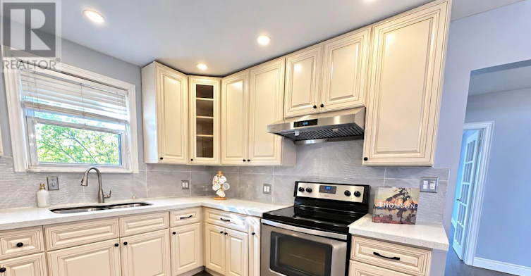 MAIN FLOOR-104 Shelborne Avenue, Toronto, ON, M5N 1Z3 - 20