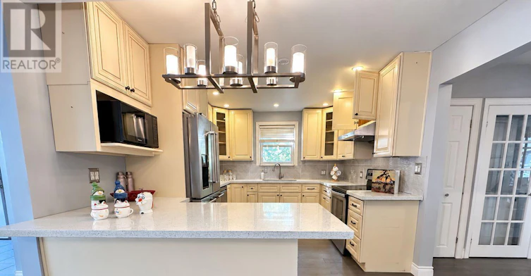 MAIN FLOOR-104 Shelborne Avenue, Toronto, ON, M5N 1Z3 - 18