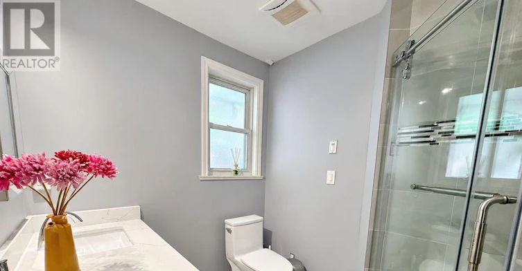 MAIN FLOOR-104 Shelborne Avenue, Toronto, ON, M5N 1Z3 - 25