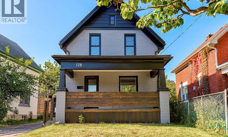 178 Kent Avenue