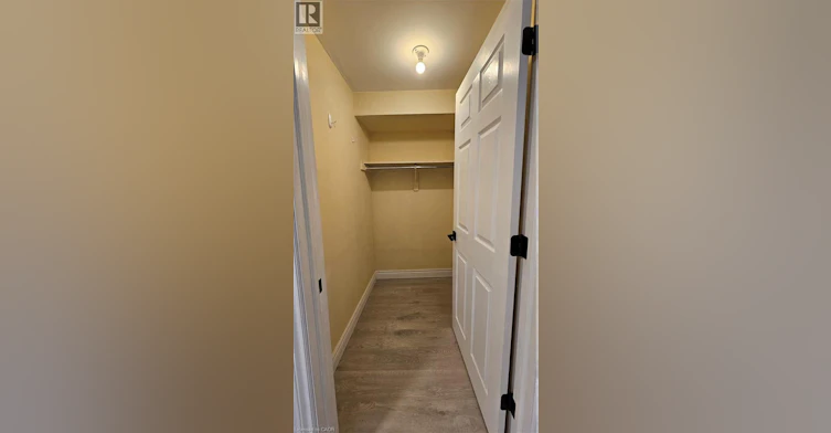 Lower-110 Abbot Drive, Hamilton, ON, L8V 4W2 - 12