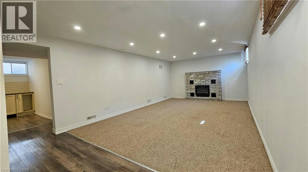 Lower-110 Abbot Drive, Hamilton, ON, L8V 4W2 - 3