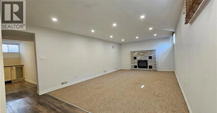 Lower-110 Abbot Drive, Hamilton, ON, L8V 4W2 - 3