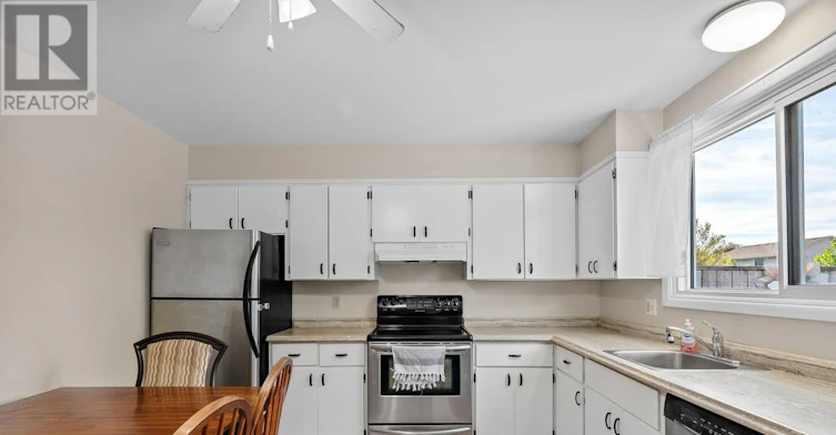 286 Dufferin Street, Stratford, ON, N5A 2H2 - 9