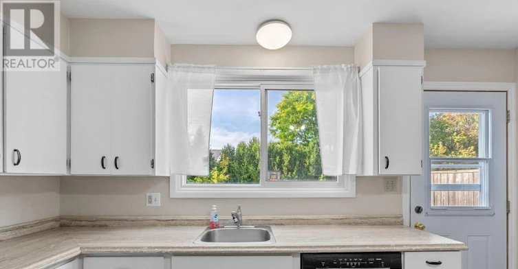 286 Dufferin Street, Stratford, ON, N5A 2H2 - 10