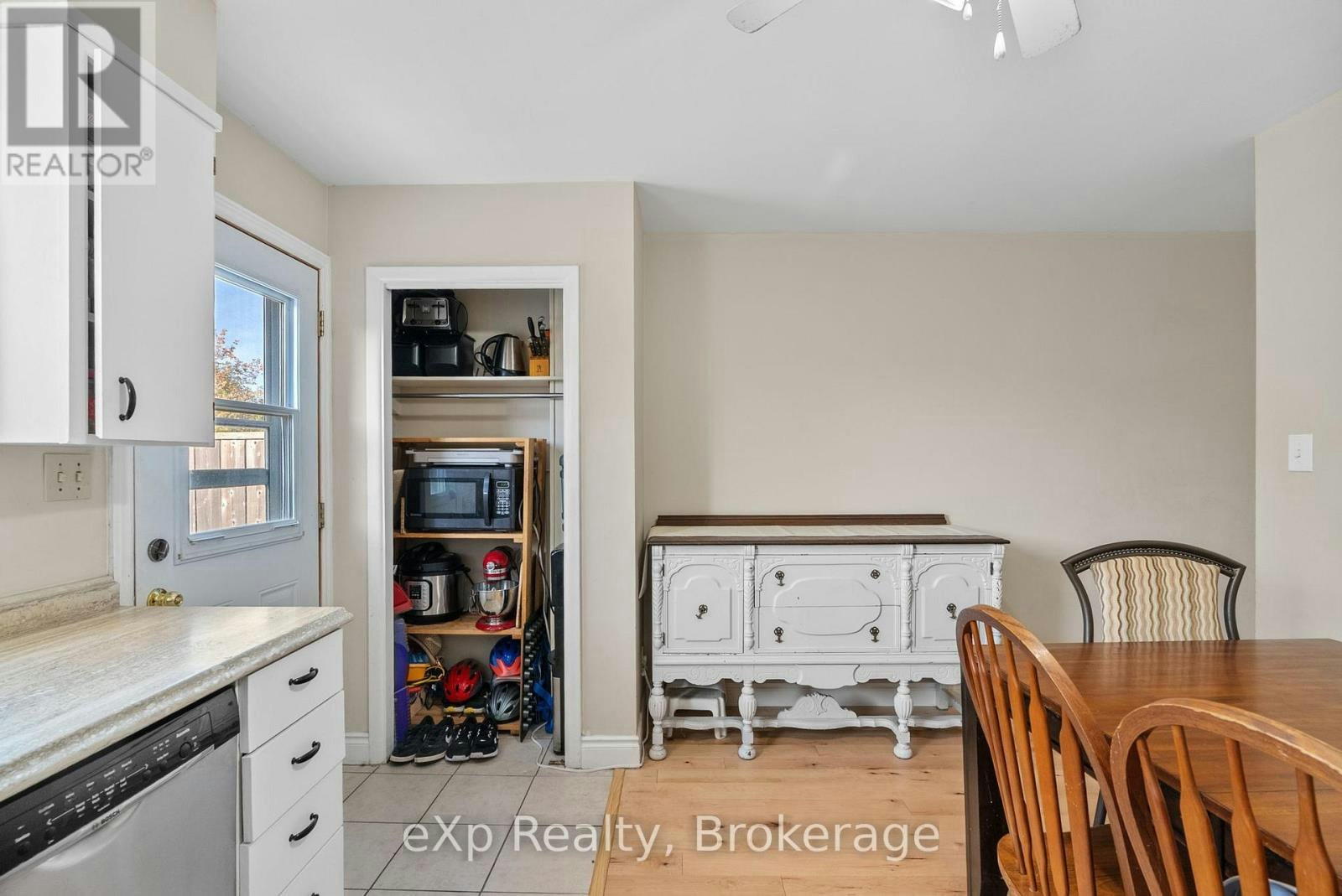 286 Dufferin Street, Stratford, ON, N5A 2H2 - 11