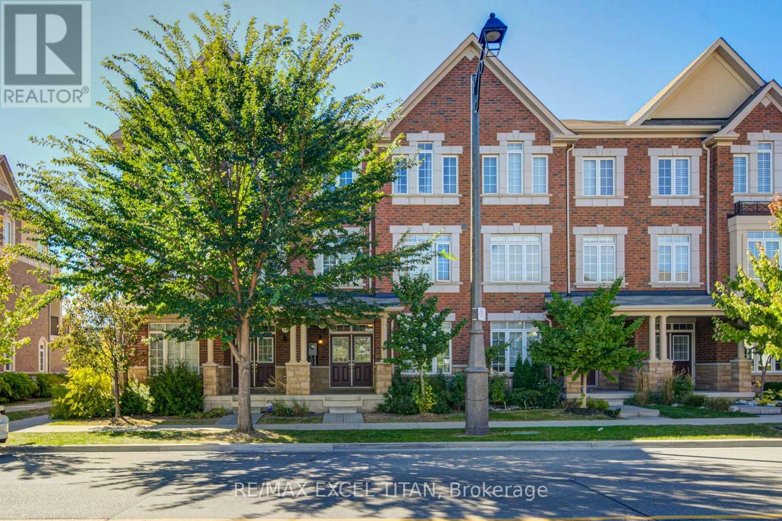 3038 George Savage Avenue, Oakville, ON, L6M 0Z1