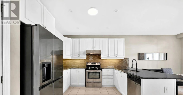 31 Summitview Drive, Ottawa, ON, K2M 2V9 - 6