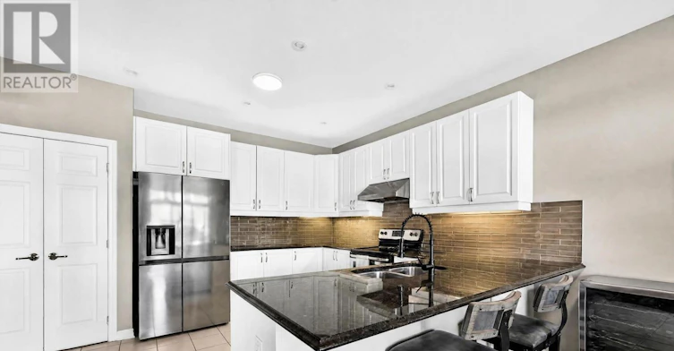 31 Summitview Drive, Ottawa, ON, K2M 2V9 - 5